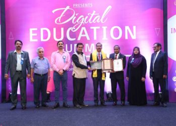 राष्ट्रीय स्तरावरील भारतीय शिक्षा रत्न पुरस्काराने किरण चौधरी सन्मानित