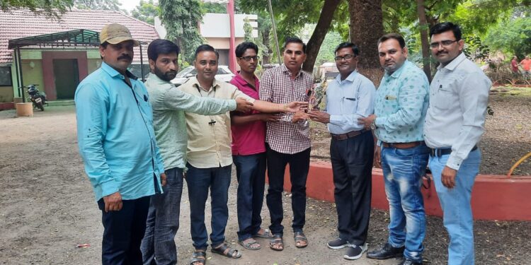 ग्राहक उपभोक्ता संरक्षक समितीची चोपड्यात बैठक संपन्न