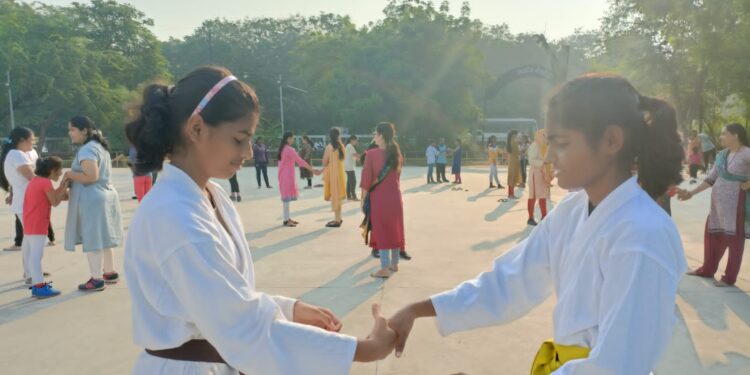 रोटरी क्लब ऑफ जळगाव इलाईटतर्फ 'स्वयंसिद्धा' शिबिर