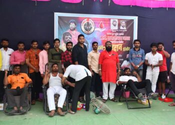 टायगर ग्रुप जळगावतर्फे भव्य रक्तदान शिबिर संपन्न