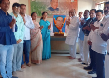 राष्ट्रवादी काँग्रेस पक्षच्यावतीने आज संविधान गौरव दिन साजरा