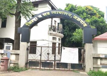 बस वाहकाला शिवीगाळ व मारहाण केल्याप्रकरणी दोन वर्षाची शिक्षा