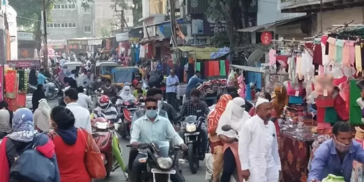 नवीन निर्बंध शुक्रवारी मध्यरात्रीपासून जारी : रात्री ९ ते सकाळी ६ पर्यंत जमावबंदीचे आदेश लागू