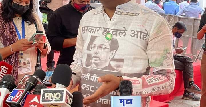 चाळीसगावचे आ. मंगेश चव्हाण यांच्या हटके आंदोलनाने वेधले विधानसभेचे लक्ष