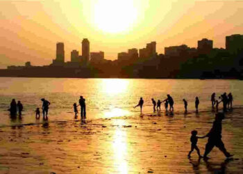 मुंबईतील सार्वजनिक ठिकाणी ३१ डिसेंबरसाठी बंदी