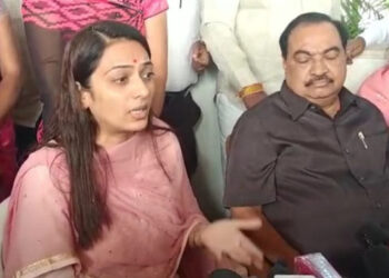 शिवसेनेच्या तीन पदाधिकाऱ्यांचा माझ्यावर जीवघेणा हल्ला – रोहिणी खडसे यांचा आरोप