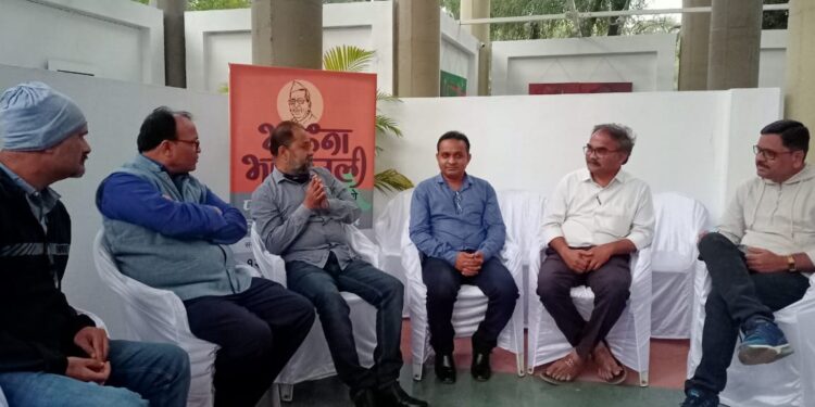 कला वैचारिक समृद्धीला प्रगल्भ करते, ‘लॉकडाऊन डायरी’ चित्र प्रदर्शनातील चर्चासत्रात मान्यवरांचा सूर