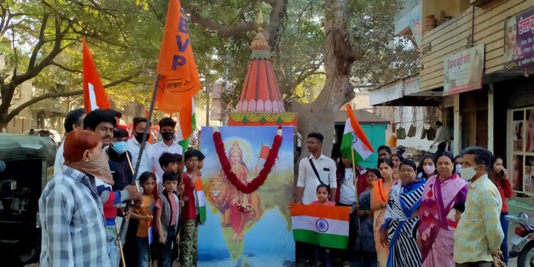 अभाविपतर्फे जिल्ह्यात १३५ ठिकाणी तिरंगा पदयात्रा, १७५ पदयात्रांचा संकल्प