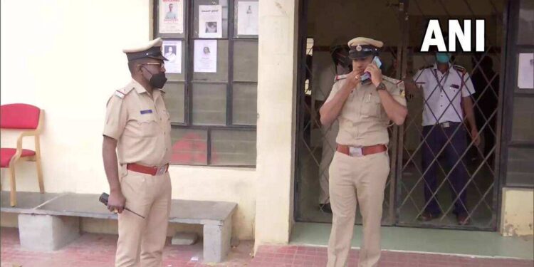 भाजपाच्या माजी मुख्यमंत्र्याच्या नातीची राहत्या घरात आत्महत्या