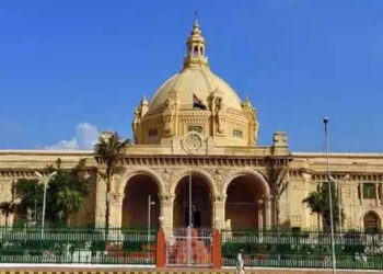 आमदारांना वर्षभर निलंबितकरण्यासाठी उचित तसे कारण हवे