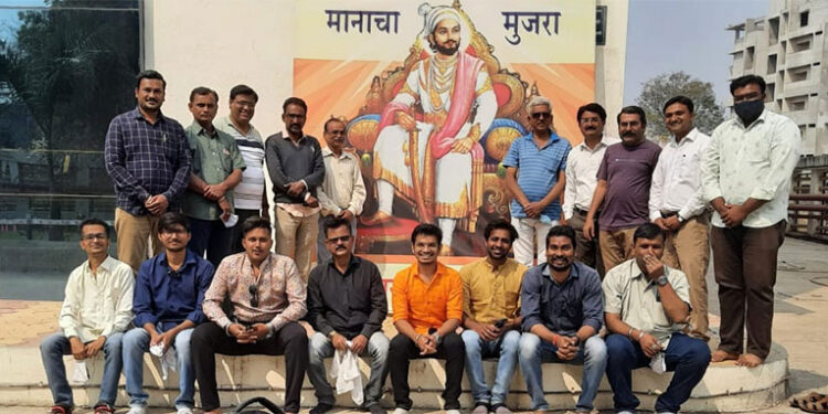 शहरातील नाट्यकलावंतांनी साजरी केली शिवजयंती