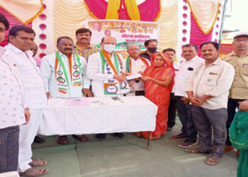 राष्ट्रवादी काँग्रेस पार्टीतर्फे वाघनगर येथे लसीकरण व सदस्यता नोंदणी शिबिर संपन्न