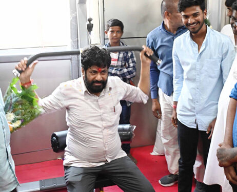 गावातील नागरिकांसाठी प्रस्तावित सुविधा निर्मितीची कामे गतीने पूर्ण करावी – ना. बच्चू कडू