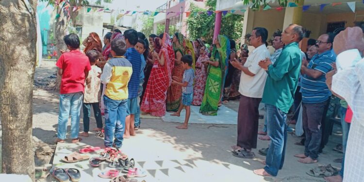 चोपड्यात महावीर नगरात महाशिवरात्रीनिमित्त महाप्रसाद