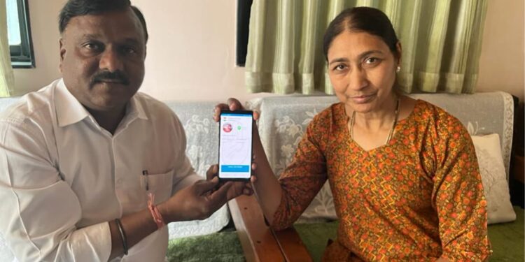 डॉ.वर्षा पाटील यांनी केली डिजीटल नोंदणी