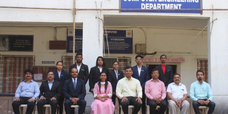 गोदावरी अभियांत्रिकी व तंत्रनिकेतन महाविद्यालयात