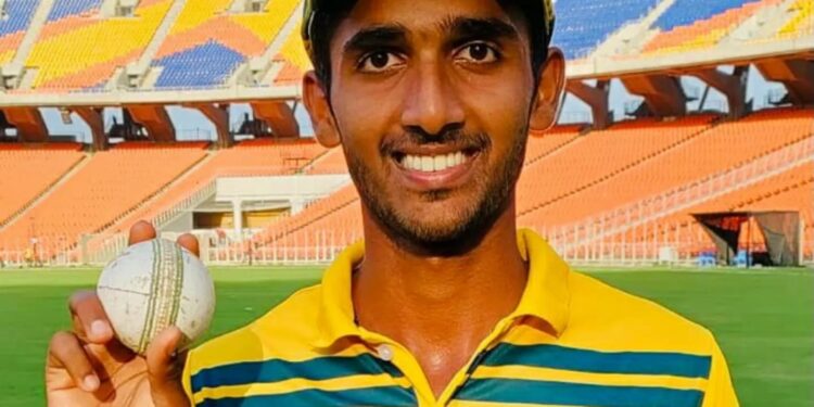 जैन स्पोर्ट्स अकादमीच्या नचिकेत ठाकूरची राष्ट्रीय क्रिकेट साठी निवड