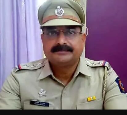 यावल पोलिस स्थानकाचे नविन प्रभारी अधिकारी पो.नि.दिलीप भागवत रुजू