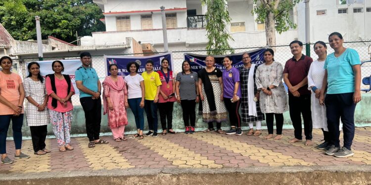 आरोग्य थीम अंतर्गत नागरिकांना दिले योगाचे धडे!