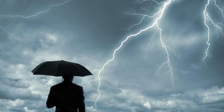 जिल्ह्यात आज पासून चार दिवस जाेरदार पाऊस येण्याचे संकेत