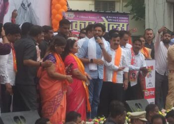 आदित्य ठाकरे यांच्या पाचोरा सभेमुळे राजकीय वातावरण तापले त्यामुळे काहींचे तर तापमान वाढले