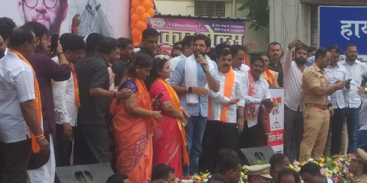 आदित्य ठाकरे यांच्या पाचोरा सभेमुळे राजकीय वातावरण तापले त्यामुळे काहींचे तर तापमान वाढले