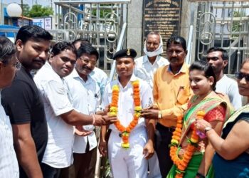 पंधरा वर्ष देशसेवा करून अनिल डी गाढे स्वगृही ; गावकऱ्यांकडून रावेर मध्ये स्वागत