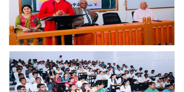 एस. एस. मणीयार विधी महाविद्यालयात धर्मनिरपेक्षतेवर चर्चासत्र