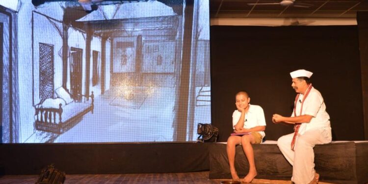 नरहर कुरुंदकरांच्या जीवन-विचाराचे दर्शन घडविणारे अभिनव नाटक