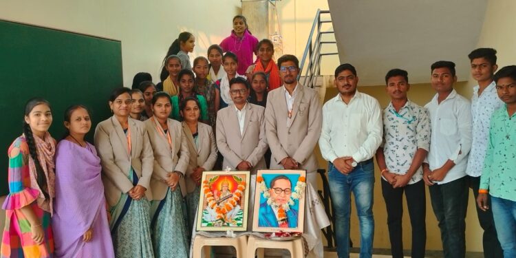 अथांग ज्ञानाच्या महासागरास भाऊसाहेब गुलाबरावजी पाटील उच्च माध्य विद्यालयातर्फे विनम्र अभिवादन