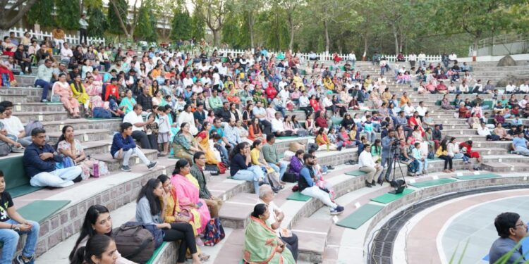 अनुभूती निवासी स्कूलचा ‘फाउंडर्स डे’ उत्साहात