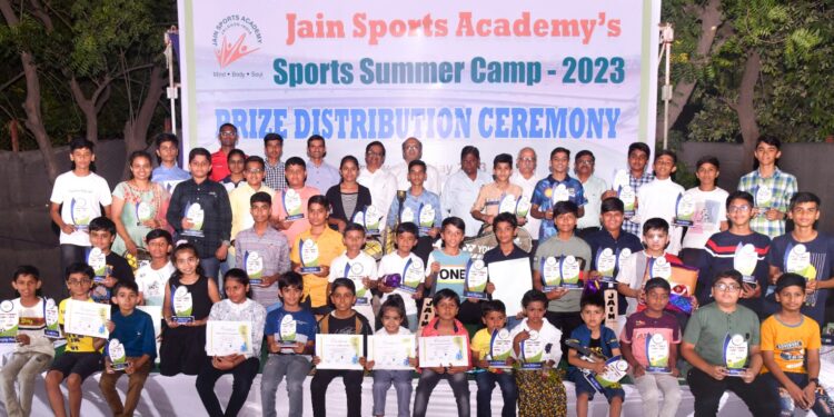 जैन स्पोर्टस् अॅकडमीच्या ‘समर कॅम्प-२०२३’चा समारोप