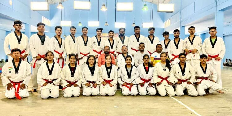 तायक्वांडो ब्लॅक बेल्ट परीक्षेत जैन स्पोर्टस् अकॅडमी तथा जळगाव जिल्हा तायक्वांडो असोसिएशनचे २५ खेळाडू उत्तीर्ण