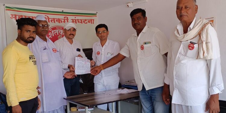 कृषी केंद्र संचालक यांनी शेतकऱ्यांची लूट थांबवाबी  – सुनील देवरे