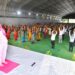उत्तम आरोग्यासाठी जैन इरिगेशनच्या सहकाऱ्यांकडून योग साधना