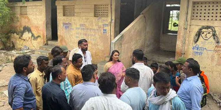 स्वच्छतेअभावी मुक्ताईनगर बसस्थानकातील स्वच्छतागृहांची दुर्दशा