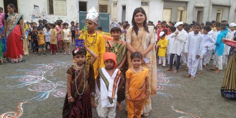 नोबल इंटरनॅशनल स्कूल येथे आषाढी एकादशी निमित्त दिंडी सोहळा संपन्न