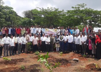 जुन्नर वन विभागातील १०० वी देवराई वनविभाग, जैन ठिबक, सह्याद्री गिरिभ्रमणचा पुढाकार