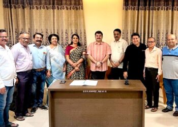 अभिनेते प्रशांत दामले यांच्यासोबत अ.भा.मराठी नाट्यपरिषद जळगावची बैठक संपन्न