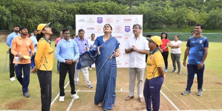 महिलांच्या क्रिकेटसाठी अनुभूती स्कूलचे मैदान सदैव उपलब्ध – अतुल जैन