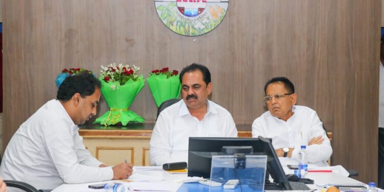 गिरणा धरणाचे पाणी पिण्यासाठी राखीव ठेवावे – मंत्री अनिल पाटील