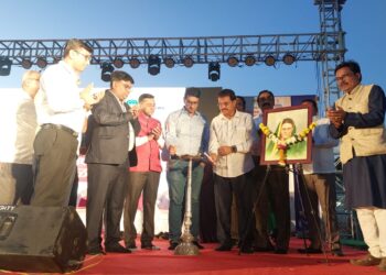 बहिणाबाई महोत्सवाचे थाटात उद्घाटन