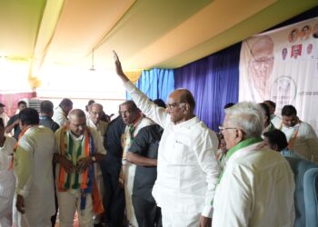 हुकूमशाही सरकारला जनताच आता घरी पाठवणार