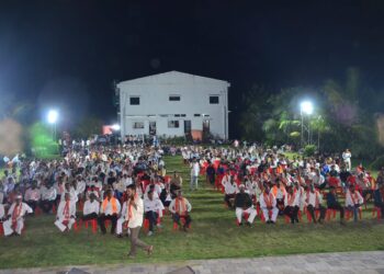 लोकशाही टिकविण्यासाठी आणि खोटारडेशाही बंद करण्यासाठी जनता सज्ज!