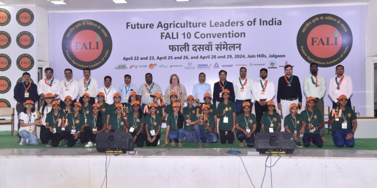 शेतीतूनच समृद्धी आणि प्रतिष्ठा मिळेल – अनिल जैन