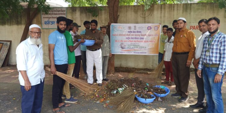 थिम कॉलेज मध्ये स्वच्छता मोहीम संपन्न
