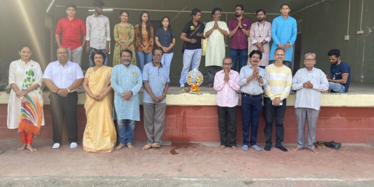 जळगावकर रंगकर्मींतर्फे जागतिक मराठी रंगभूमी दिवस उत्साहात साजरा