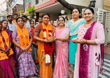 महिलांच्या लक्षणीय उपस्थितीत प्रभाग क्रमांक ११ मध्ये जयश्री महाजन यांचा प्रचार दौरा