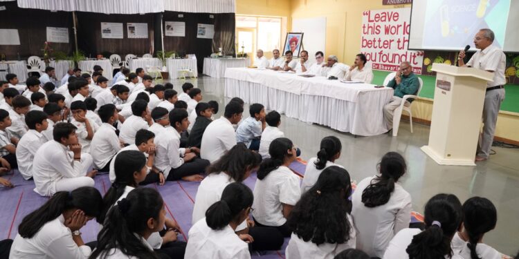 अनुभूती निवासी स्कूलमधील विद्यार्थ्यांचे प्रोजेक्ट समाजाभिमुख सोल्युशन!