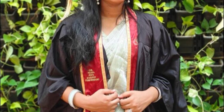 नेहा संजय चौधरी यांना MBBS पदवी मिळवून मोठा सन्मान